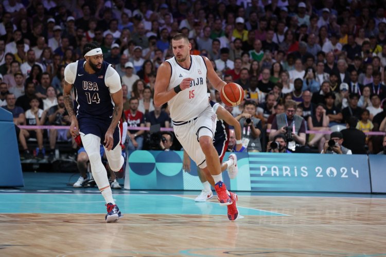 USA se v semifinále chystá na Nikolu Jokiče