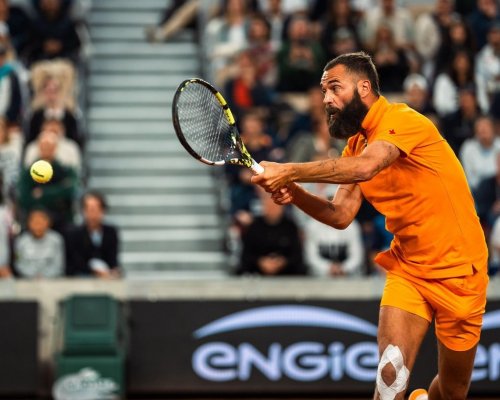 Nové dno. Paire doma prohrál s Britem za sedmatřicet minut. Uhrál jediný game
