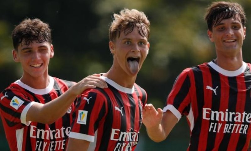 Ibrahimovičův gólový syn válí v juniorce AC Milán a říká si o šanci v áčku Rossoneri