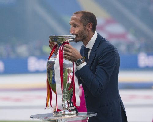 Chiellini nikdy skutečně neopustil Bianconeri, nechali se slyšet v Juventusu po angažování této klubové ikony