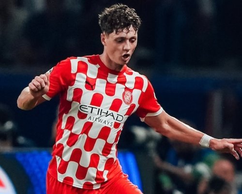 Krejčí v Paříži zářil a chválil ho španělský tisk i kouč Girony. Určitě bude naším důležitým hráčem, říká Míchel