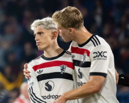 Dominance, ale bez branky. Ten Haga tak může těšit jen návrat Hojlunda