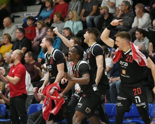 Nymburk se vrací do Ligy mistrů po skvělém obratu!