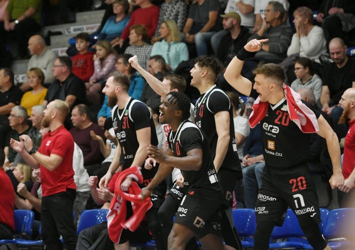 Nymburk se vrací do Ligy mistrů po skvělém obratu!