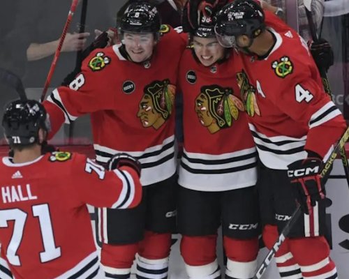 Frustrace v Chicagu. Taylor Hall na odpis, spekuluje se o jeho budoucnosti