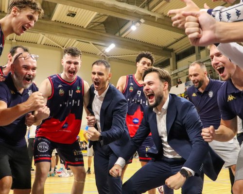 Bálint odvedl dobrou práci, hodnotil trenér Vaněk vítězství Brňanů v moravském derby. Jak dopadly ostatní zápasy 3. kola KNBL?
