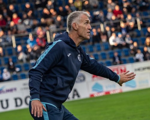 Karviná je pod Hyským úplně jiný tým. V osmi z devíti případů měla lepší procentuální držení míče než soupeř