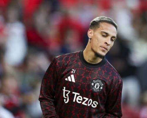 Novinky okolo nechtěné hvězdy za 86 milionů liber. Antony si počká do ledna, v Anglii by měl setrvat