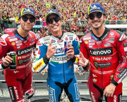 Salač po stíhací jízdě sedmý, v MotoGP znovu uspěl Márquez