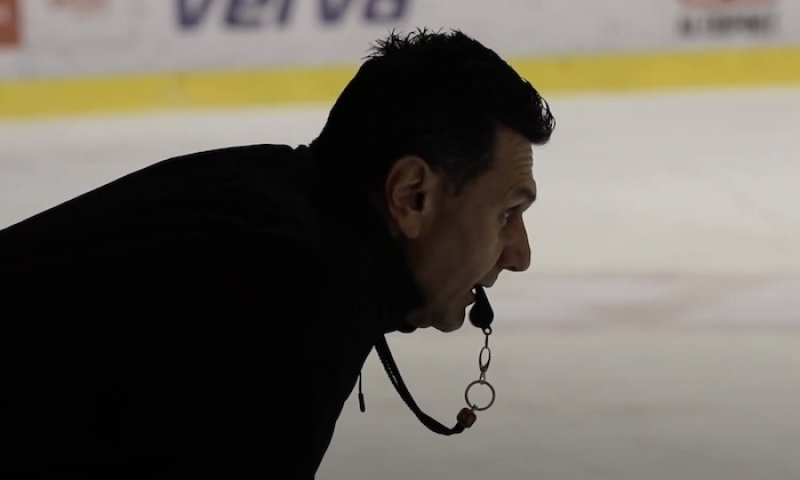 Glosa: Zadina vrazil Dědkovi nůž do zad. Najdou Pardubice odvahu angažovat Růžičku?