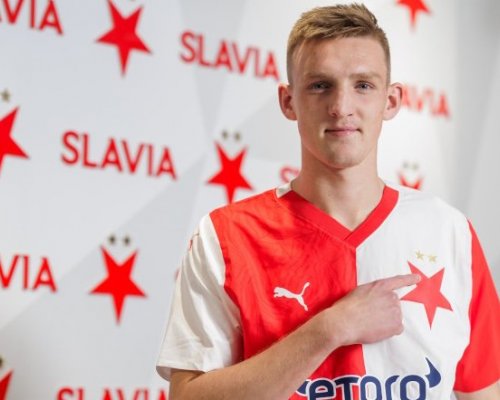 Slavia si pojistila překvapivou oporu zadních řad. Chaloupek se dočkal vylepšené smlouvy