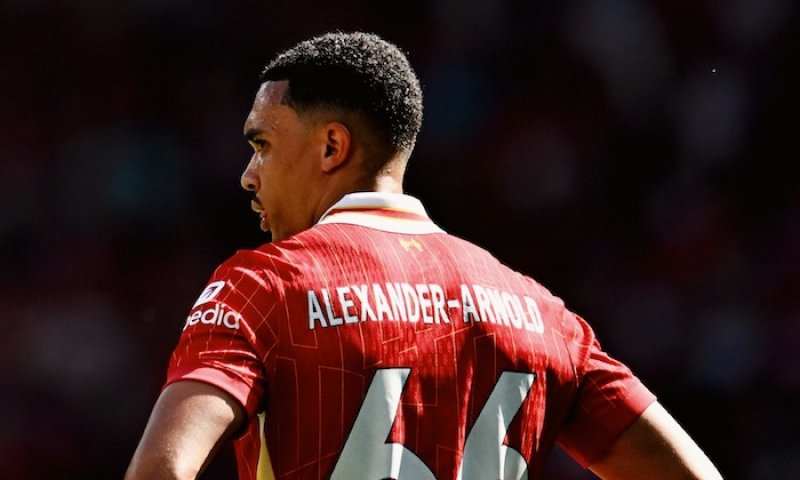 Choutky Realu? Přáním číslo 1 je Alexander-Arnold. Další možnosti jsou v Tottenhamu, Leverkusenu i Seville