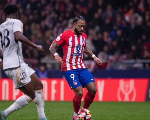 Měsíční dovolená u konce? Depay má po čtyřech zápasech opustit Brazílii