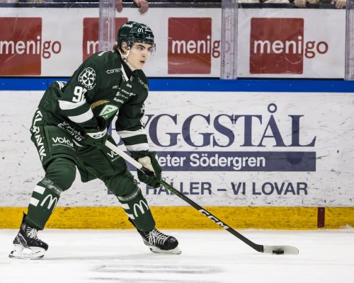 Tomášek vládne švédské lize, rád by si zahrál NHL