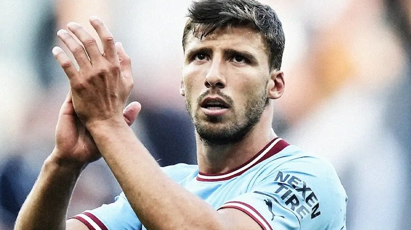 Rúben Dias vzkazuje kritikům: Prosím, pochybujte o nás. Slibuje velký obrat