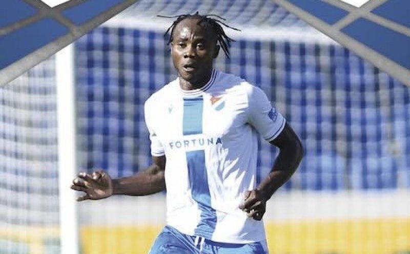 Sparta usiluje o Emmanuela Uchennu z Baníku Ostrava