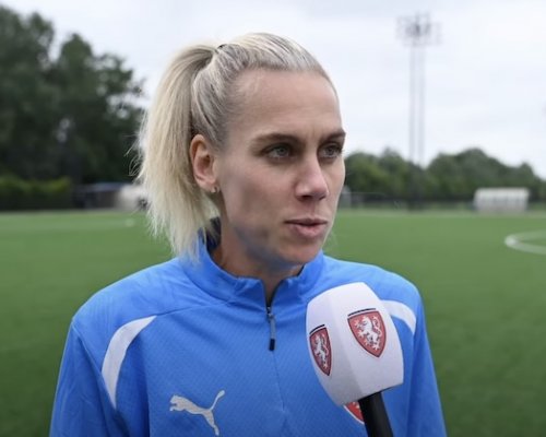 Reprezentantky čeká v Portu minimálně 40 tisíc diváků. I Fousek se pochlubil, že už repre nehraje na vesnicích