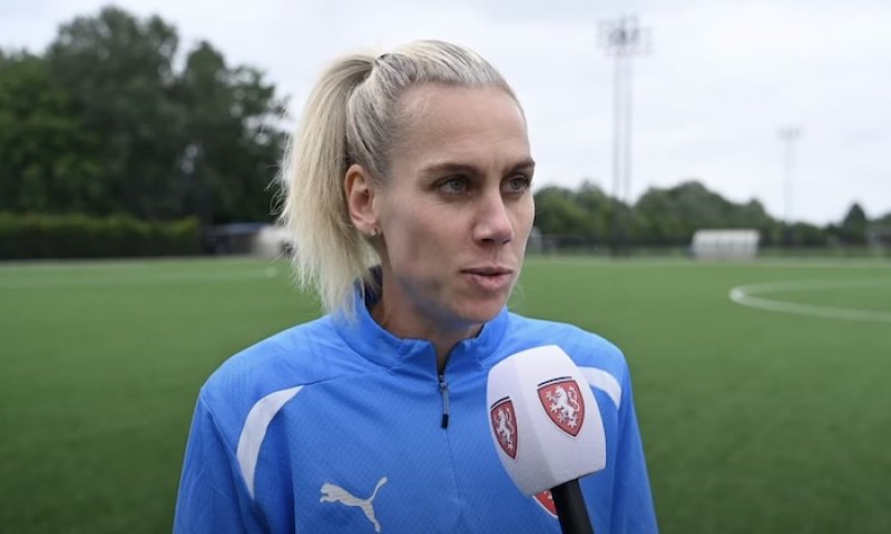 Reprezentantky čeká v Portu minimálně 40 tisíc diváků. I Fousek se pochlubil, že už repre nehraje na vesnicích