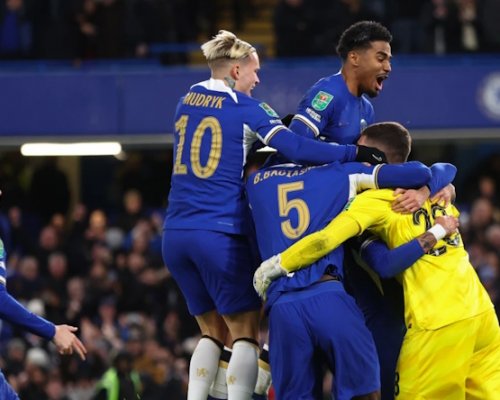 Chelsea utratila 1,2 miliardy liber. Je čas bojovat o titul, tvrdí Jamie Carragher