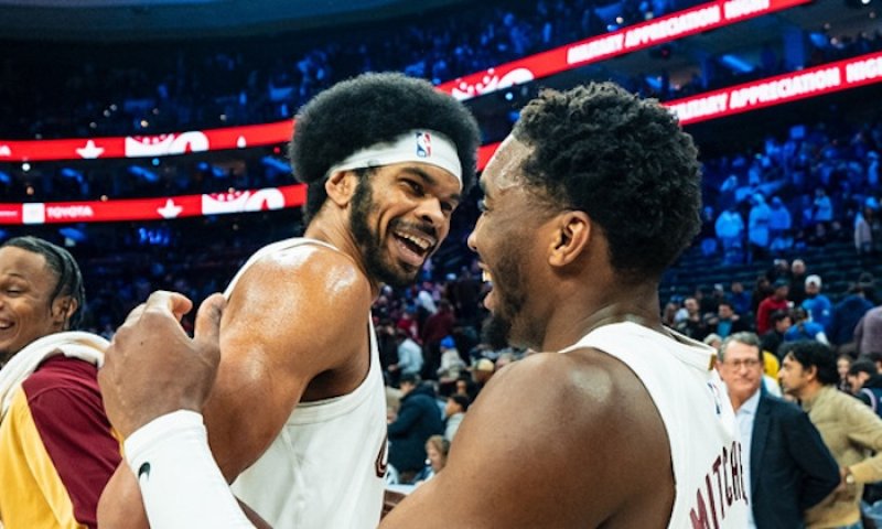 Cleveland Cavaliers je znovu na vrcholu NBA. Mitchellova mimořádná show zničila mistrovský Boston
