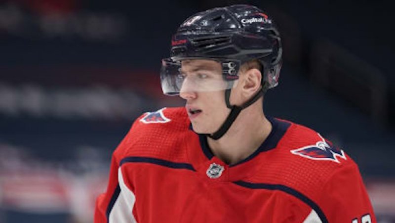 Jakub Vrána znovu září: Série gólů v Capitals připomíná jeho nejlepší časy