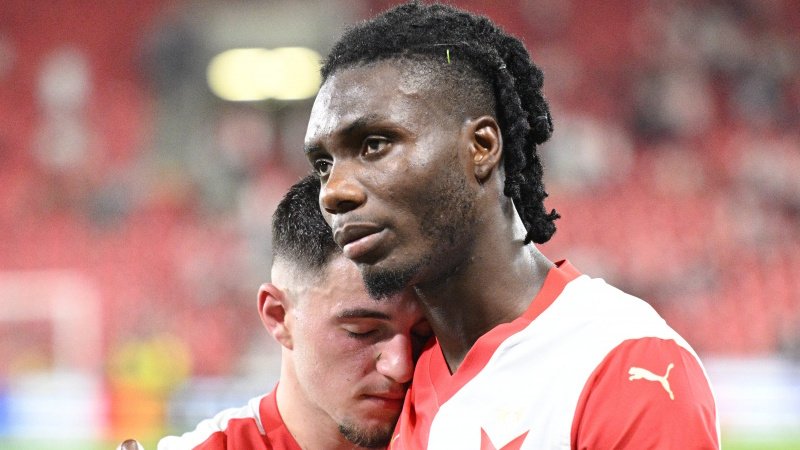 Přišlo na mě hodně nabídek, odhalil Ogbu, který se navzdory zájmu rozhoduje srdcem
