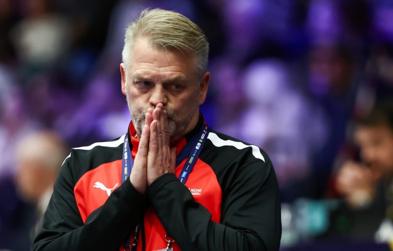Propadák na Euru? Trenér házenkářek chce pokračovat