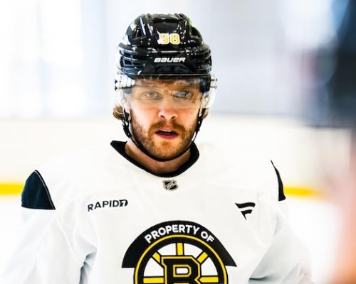 Dva body pro Pastrňáka, tři pro Boston. Mrázek dál čeká na výhru a č. 88 už je v první třicítce bodování