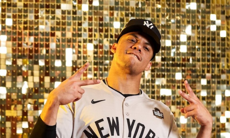 Přestup, který hýbe New Yorkem: Soto podepsal největší smlouvu v dějinách sportu. Ovečkin i Tatum zůstávají daleko pozadu