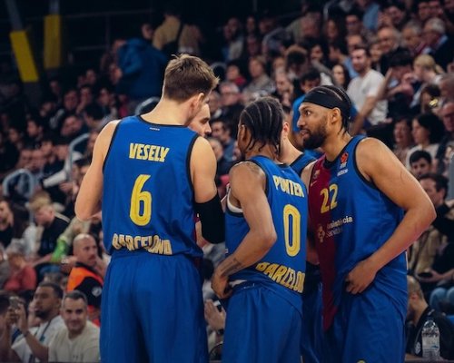 Barcelona chystá rozsáhlé změny. Dotknout se mohou i českých reprezentantů