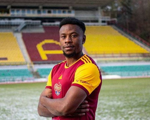 Dukla má zbraň proti sestupu. Kamerunský útočník se slavným jménem přichází jako velká posila