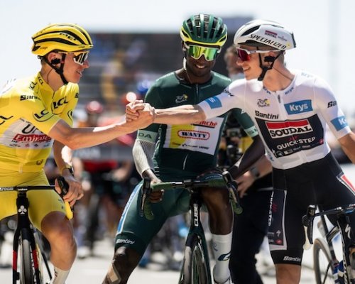 V cyklistice se chystá rekordní smlouva. A není pro Pogačara