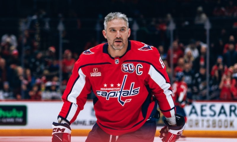 Ovečkin si nekompromisně jde pro status nejlepšího střelce v historii NHL, Gretzky má náskok už jen 21 gólů
