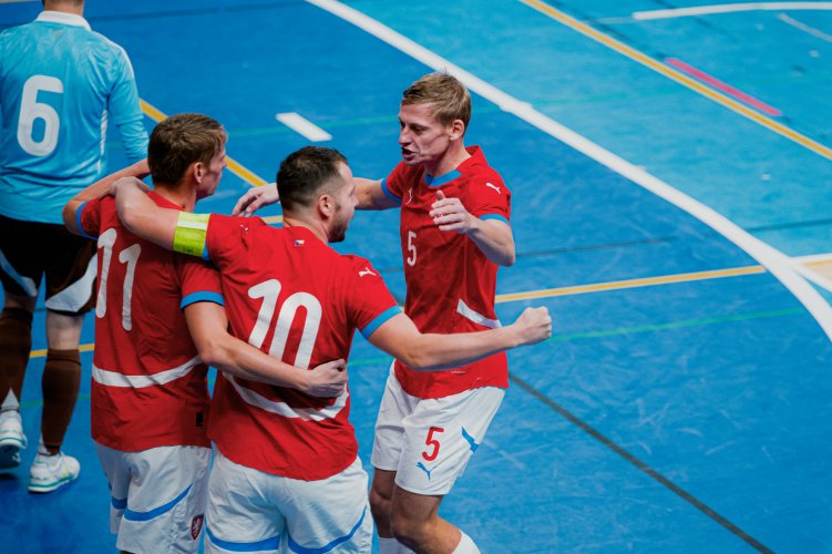 Futsalovou reprezentaci čeká třetí duel skupiny o Euro. V nominaci převládají zástupci Plzně a Chrudimi