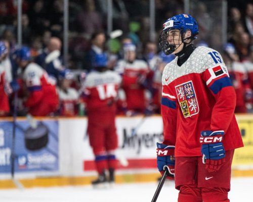 Draft NHL se blíží. Kteří čeští hráči mohou letos za velkou louží nejvíce zaujmout?