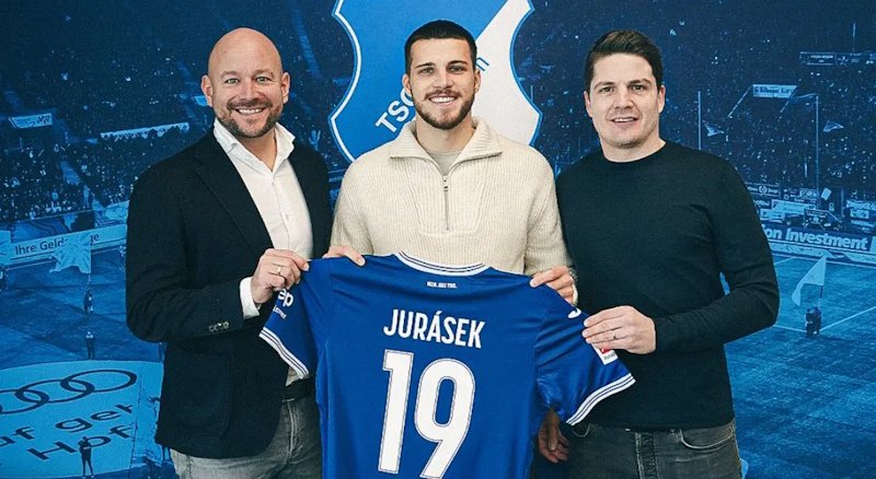 Hostování v Hoffenheimu nevyšlo. Jurásek by to měl znovu zkusit v Řecku