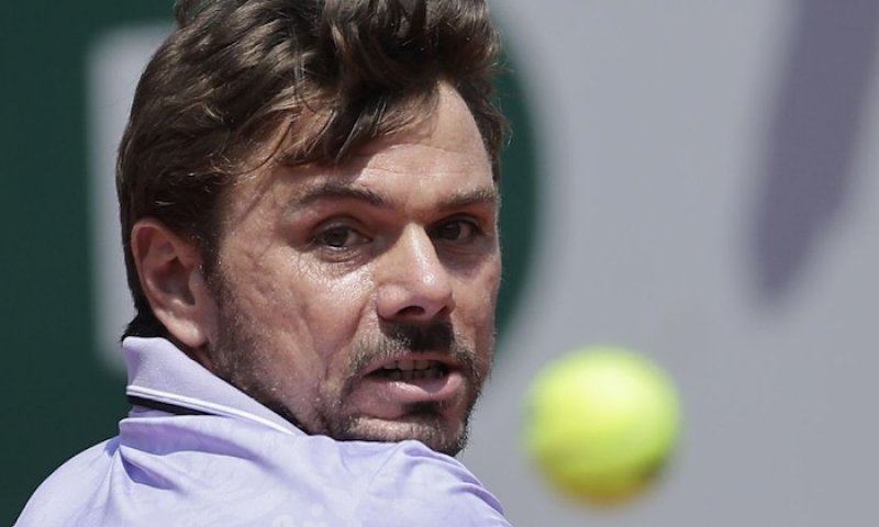 Čtyřicet na krku, vítězství v nedohlednu! Wawrinka hledá cestu z temnoty a dál se propadá žebříčkem
