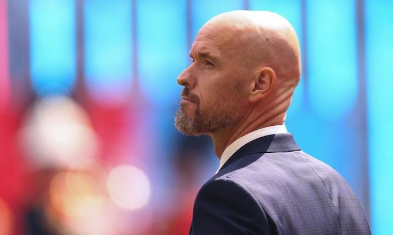 Mistr zlatých padáků. Ten Hag se po bleskovém vyhazovu topí v penězích