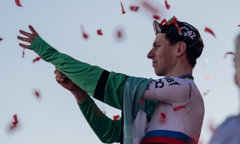 „Tohle nedává smysl.“ Čerstvý mistr světa Pogačar se pustil do vedení cyklistiky