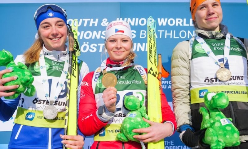Našel český biatlon novou Soukalovou či Davidovou? Devatenáct let po Vítkové se raduje ze zlata Plecháčová