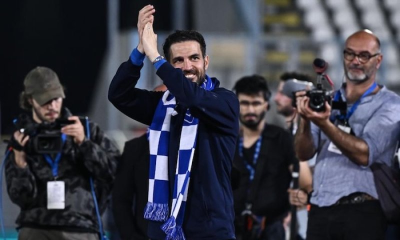 Trenérský zázrak Fàbregas? V pohotovosti jsou Barcelona, Manchester City i Inter a AC Milán!