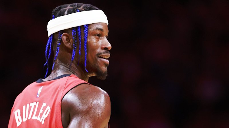 Zrada, nebo nutnost? Fanoušci Miami reagují na Butlerův odchod do Golden State. Emoce se mísí