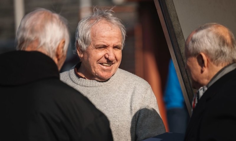 Začala válka miliardářů. Létají tu sumy, kterým nikdo nerozumí, říká Vízek a těší se na Strnada