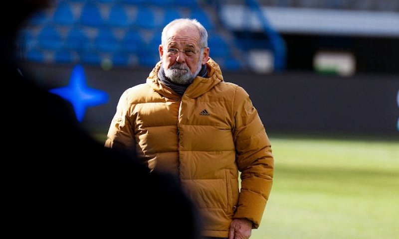 Jaká deka? Tu mám jen na spaní, čertil se Rada. Jeho Dukla však nezvítězila čtrnáctkrát za sebou