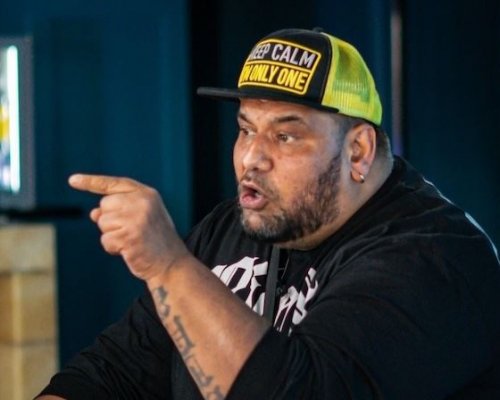 Otec učí, syn bije: Kotlárovci si jdou pro korunu Red Face. Nikdo nás nezastaví! hlásí