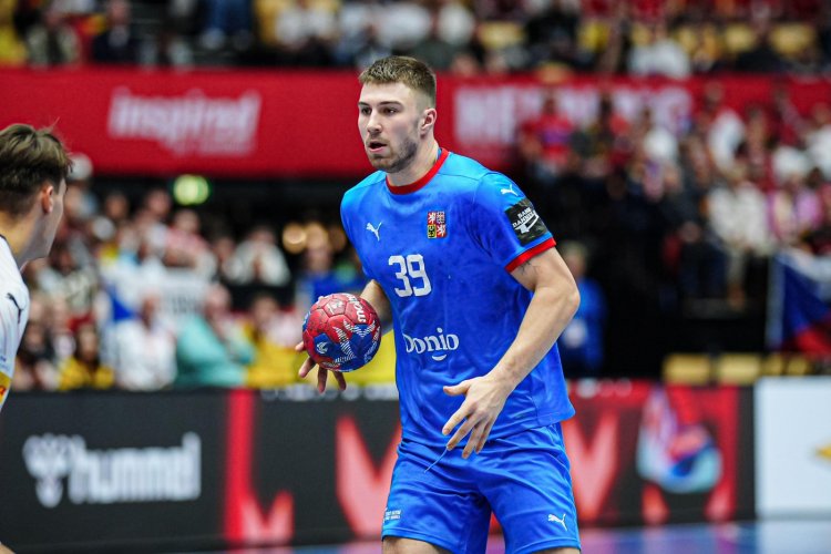 Český reprezentant a spol. se o konci majitele svého Zabrze dozvěděli ze sociálních sítí. Mořkovský: Dva dny jsem nespal. Kmiecik: Zvítězil rozum