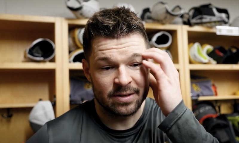 Slzy místo Stanley Cupu. Hertl prožil druhou finálovou bolest kariéry, spekuluje se o přestupu