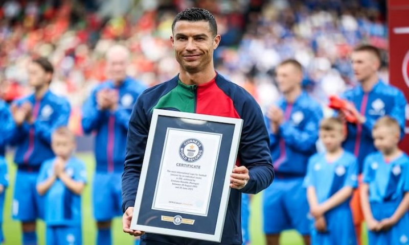 CR7 už to má černé na bílém! Portugalský stroj na výhry sesadil Ramose a je v Guinessově knize rekordů