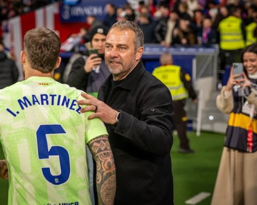 Barca přijala drsný kalendář bez protestů, Flick si díky tomu rýpl do Realu