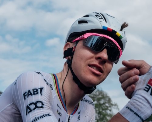 Fenomén, který mění cyklistiku. Pogačar vydělává víc, než si kdokoli dokázal představit